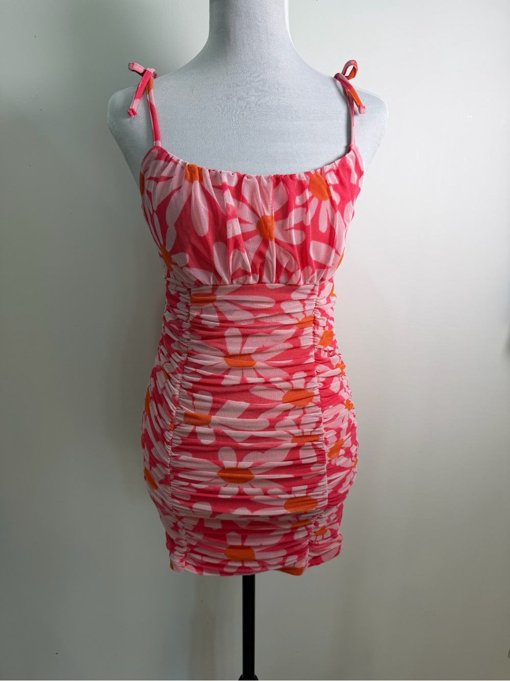 Midnight Doll Floral Daisy Mini Dress Ruched Tie Strap Size Medium Retro - Picture 1 of 9